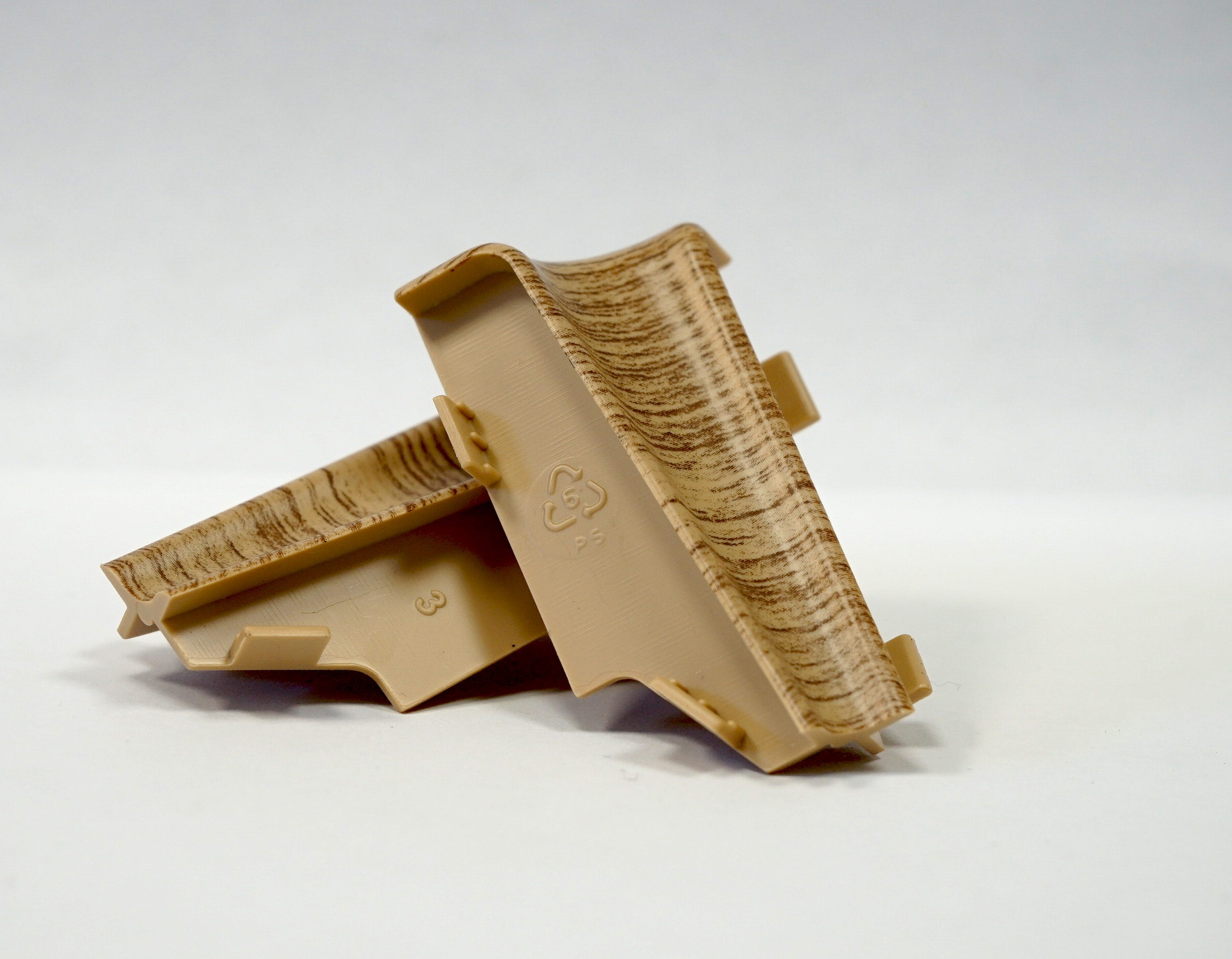 Belső sarok D043 2db/csomag.