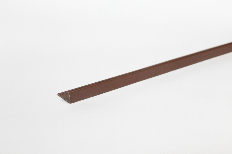 PVC élvédő L Cezar 10mm (110) barna 2,5M